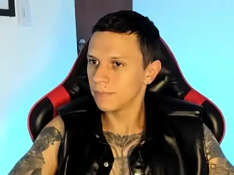 Masterdave7n Live XXX chat
