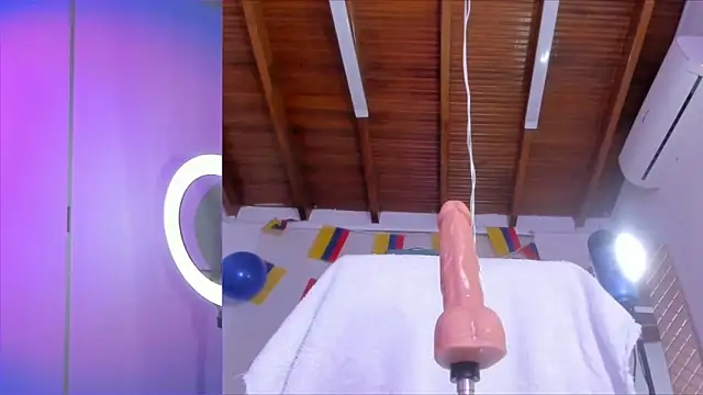 Chatroom XXX en direct de Lucy_carter_