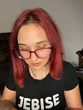 jebise23 – Naživo XXX chat