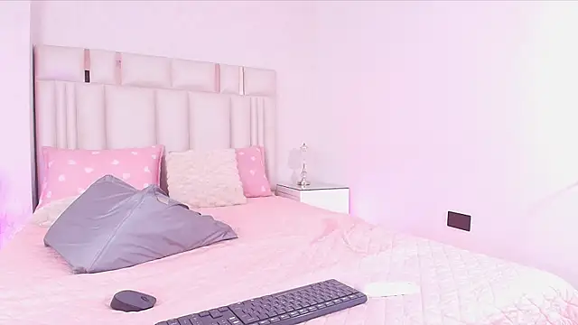alanarose18's Live XXX Chat