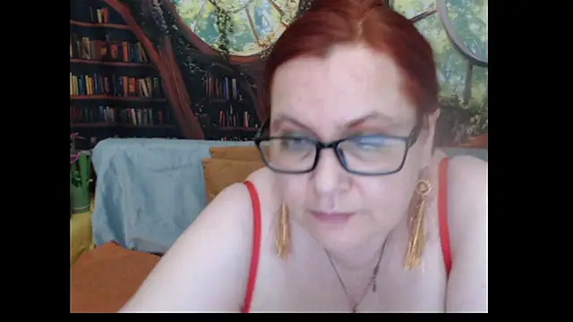 PlayfullMature Chat XXX in diretta
