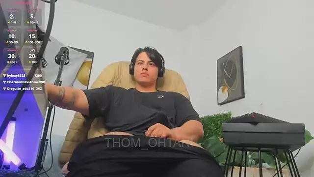 Thom_Ohtani – Live XXX-chat