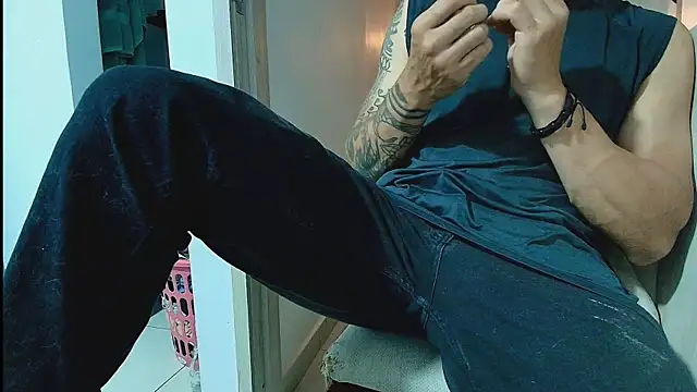 Chat XXX Live thomas_gun