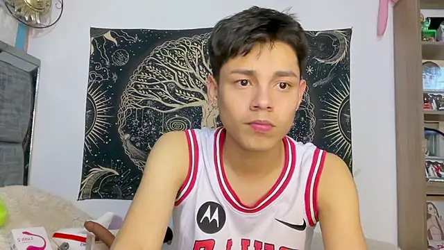 Chat XXX en directo de Andy_Belier23