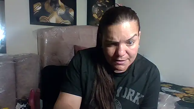 Chatroom XXX en direct de Zuleyka_69