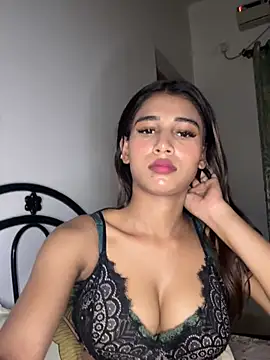 STRIP_GLOW Live XXX-chat