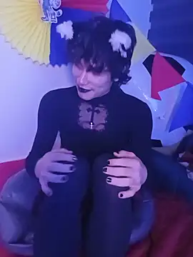 Czat XXX na żywo – LittleTymmy
