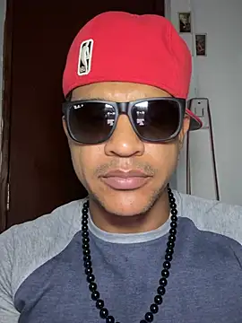 bigdick211292's Live XXX Chat