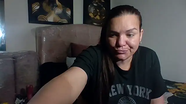 Chat +18 de Zuleyka_69 ao vivo
