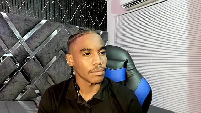 axel_silva4 élő XXX-chatje