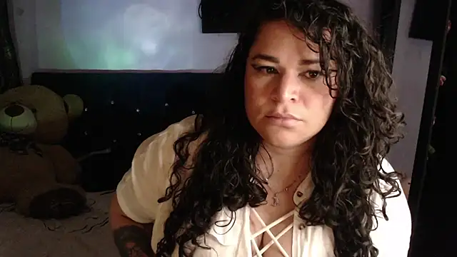 ANGELIQUE_KLANE's Live XXX Chat