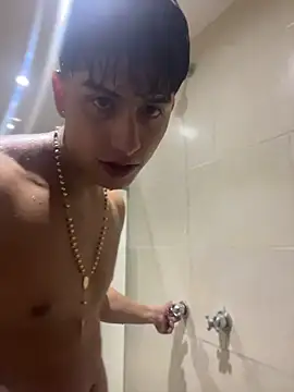 Lander_Cruz Live XXX-Chat