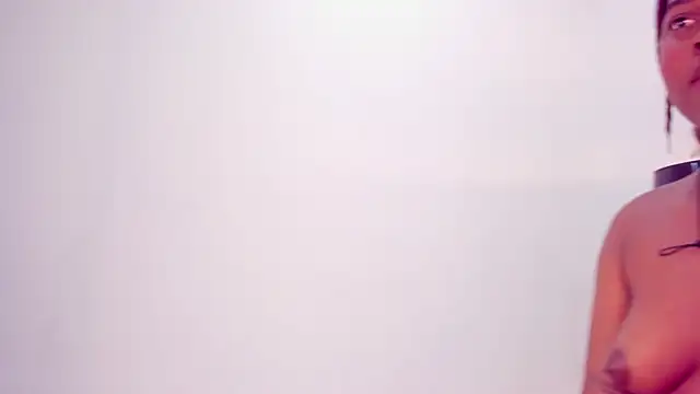 Medusaebony's Live XXX Chat