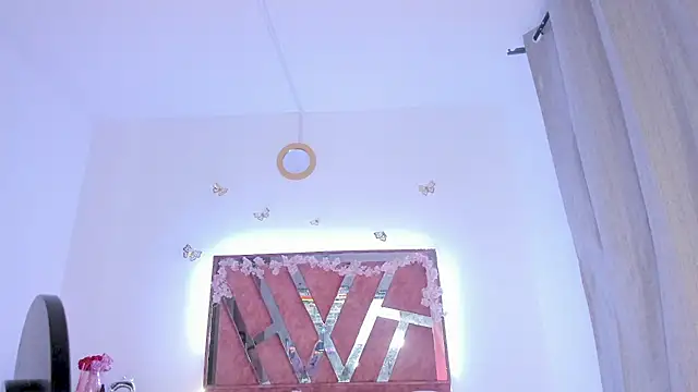 Ella_Lenox Chat XXX in diretta