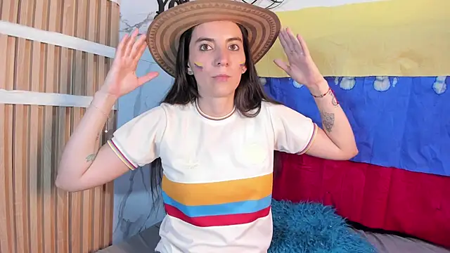 Valkiria-and-Dione – Naživo XXX chat