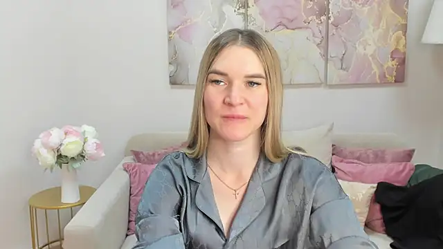 Chatroom XXX en direct de RoxyReignn