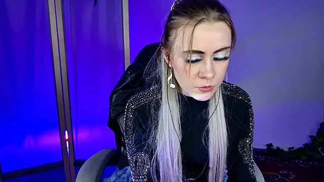 Kumiho_7777's Live XXX Chat