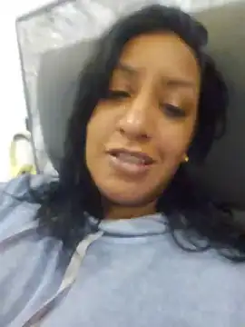 LadyNahir's Live XXX Chat