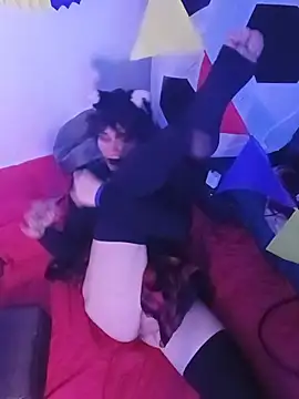 LittleTymmy Adlı Modelin Canlı XXX Sohbeti