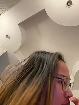Chat XXX ao vivo de Ponthip