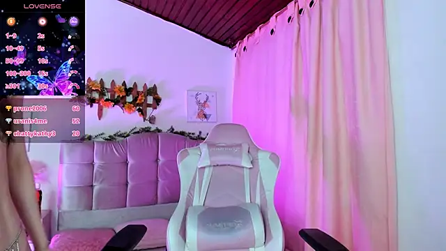 Chat +18 de ChloeJohnsoon ao vivo
