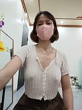 Emma_Linh 现场XXX聊天