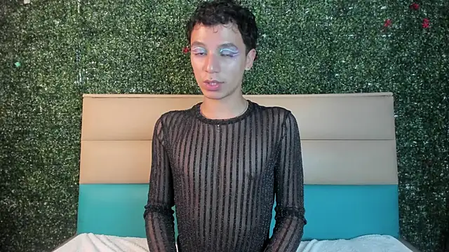 Chat XXX en directo de Shadow_Booy
