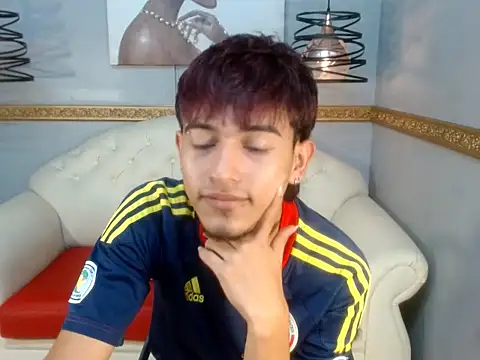 TheHotSaulito live XXX chat