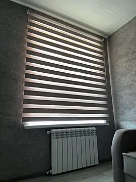Živý XXX chat LillySquirtShot