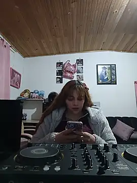 Isabella__Risky Live XXX-Chat