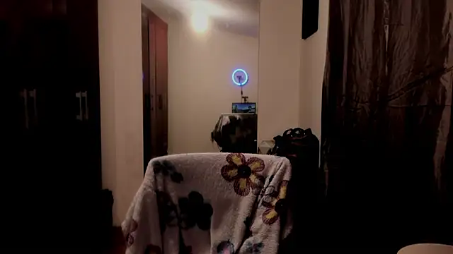 wishm3 Chat XXX live