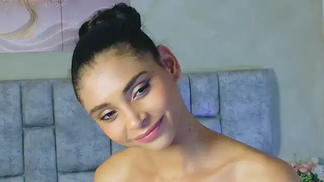 ChanellSin Chat XXX live