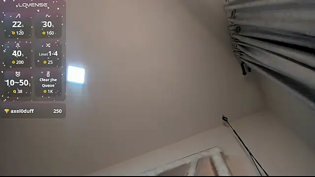 xhinata_hyugax Chat XXX live