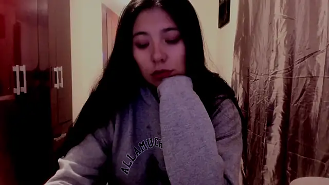 wishm3 Adlı Modelin Canlı XXX Sohbeti