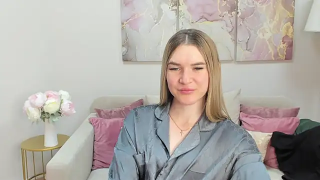 Онлайн чат XXX RoxyReignn