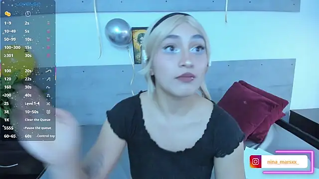 Nina-Mars Chat XXX live