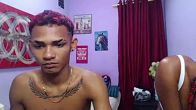 Chat XXX ao vivo de black_twinks