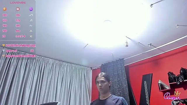 Almaazz's Live XXX Chat