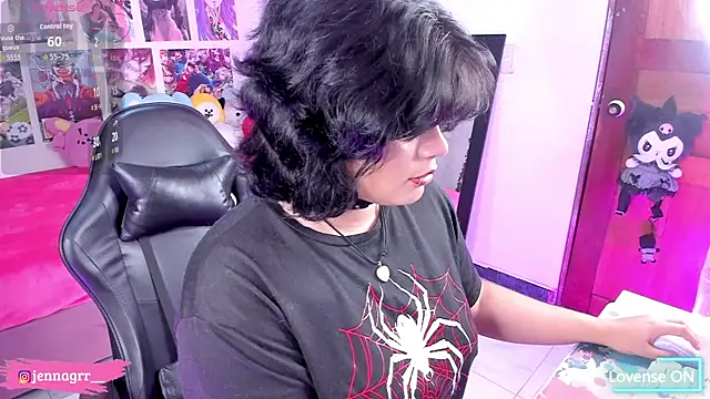 Jenna_Greyy_ Chat XXX in diretta