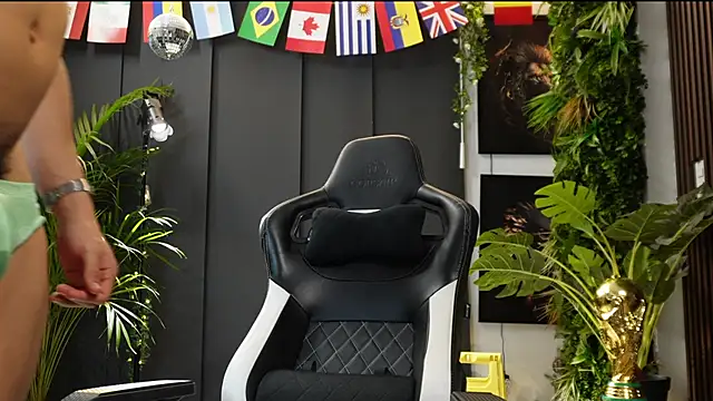 Chat +18 de DanteSantoss ao vivo