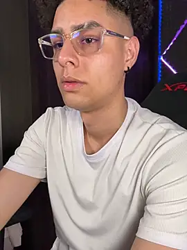 Živý XXX chat bigryann23