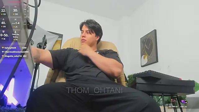 دردشة Thom_Ohtani الجنسية المباشرة