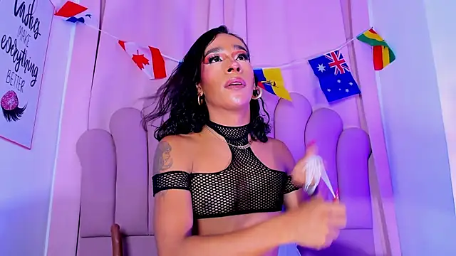 NicoleMadrird's Live XXX Chat