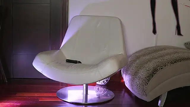Chat +18 de Katyerave ao vivo