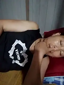 Kiss_love2 Adlı Modelin Canlı XXX Sohbeti