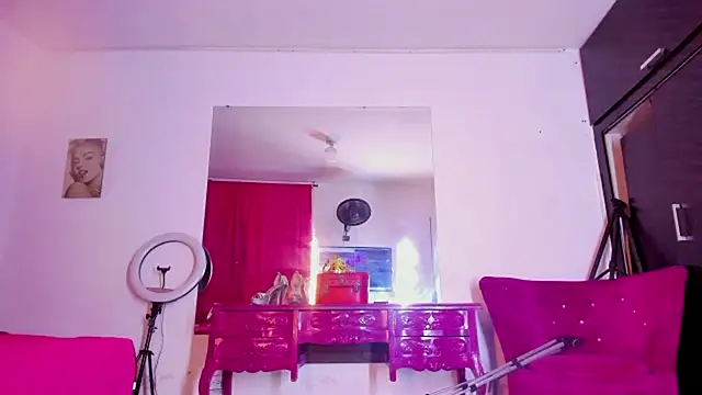 Онлайн чат XXX MISTRESS-BBCTSX