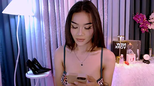 Coka_bella Chat XXX in diretta