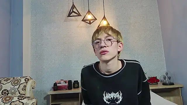 axell_stone_'s Live XXX Chat