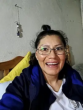 XXX chat uživo modela LaInsaciableIntensa