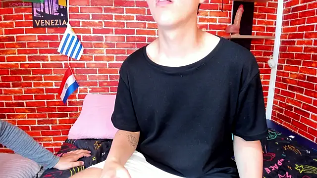 Chat XXX ao vivo de Hoot_boyss_